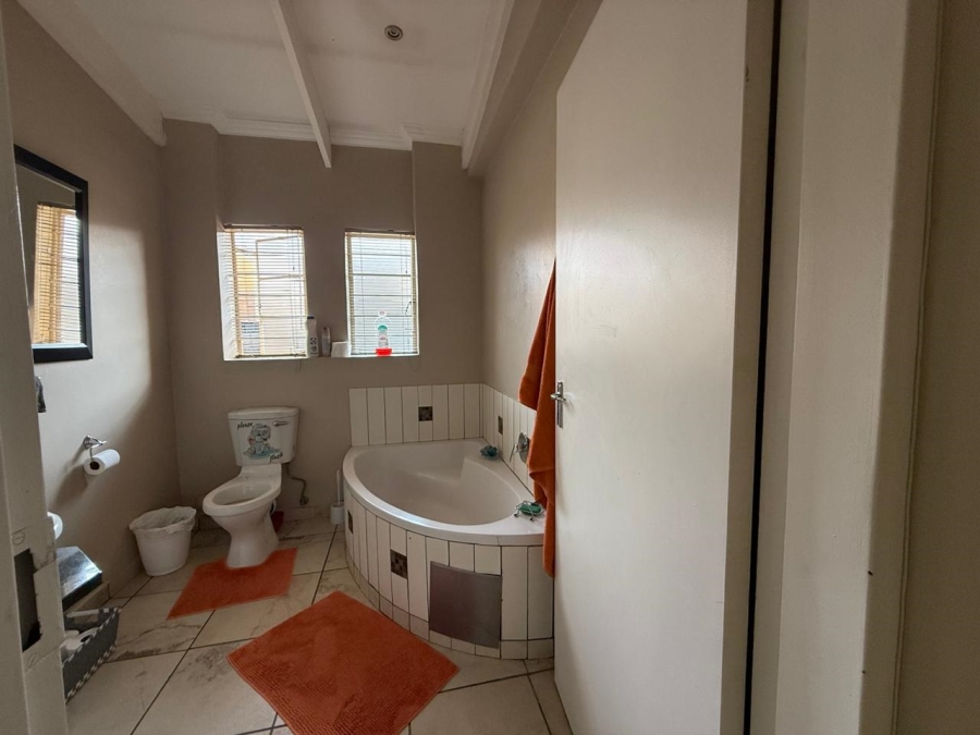 3 Bedroom Property for Sale in Waterval East North West